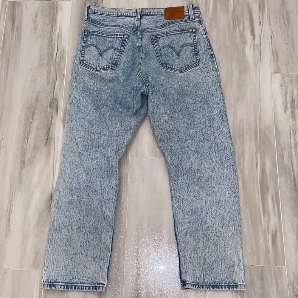 Levi’s Premium 501 Acid Wash Crop, Big E (2018), 29x26, EUC, $129 MSRP - Picture 9 of 14